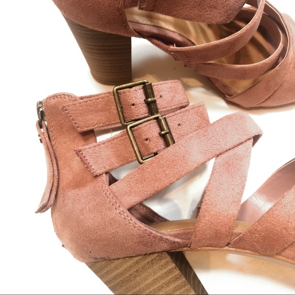 Universal Thread suede block heels - Picture 3 of 9